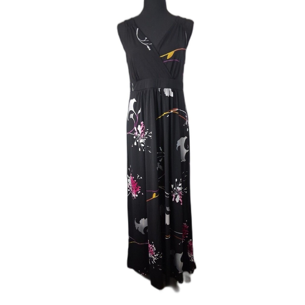 Apt. 9 Maxi Dress Medium Black Floral Smocked Back Sleeveless V-Neck Slinky